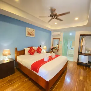 3* Hotel Golden Lotus Namkhan River View